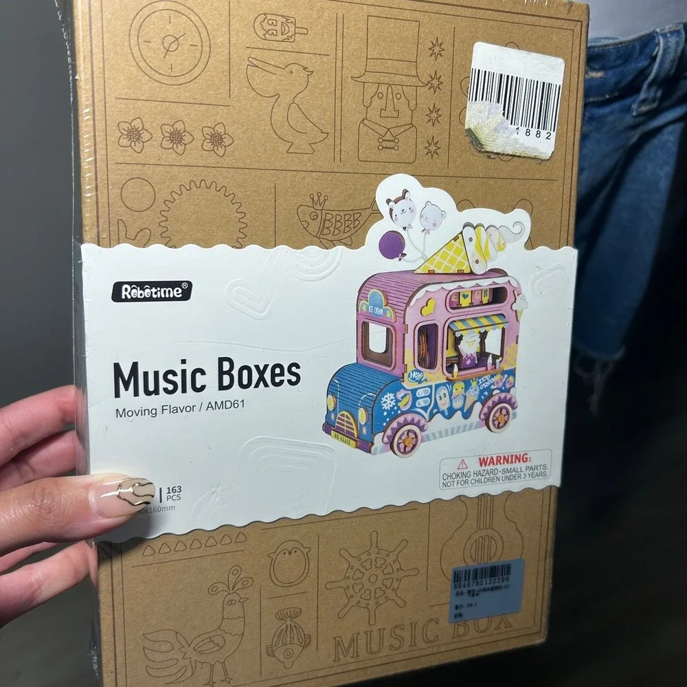 NEW Robotime Music Box DIY Kit Pink Ice Cream Truck Moving Flavor AMD61